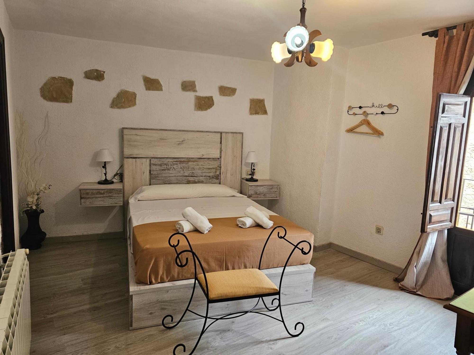La Cueva De Juan Pedro Apartment Казорла Стая снимка
